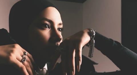 GLAM Persona: Fazura In Charge